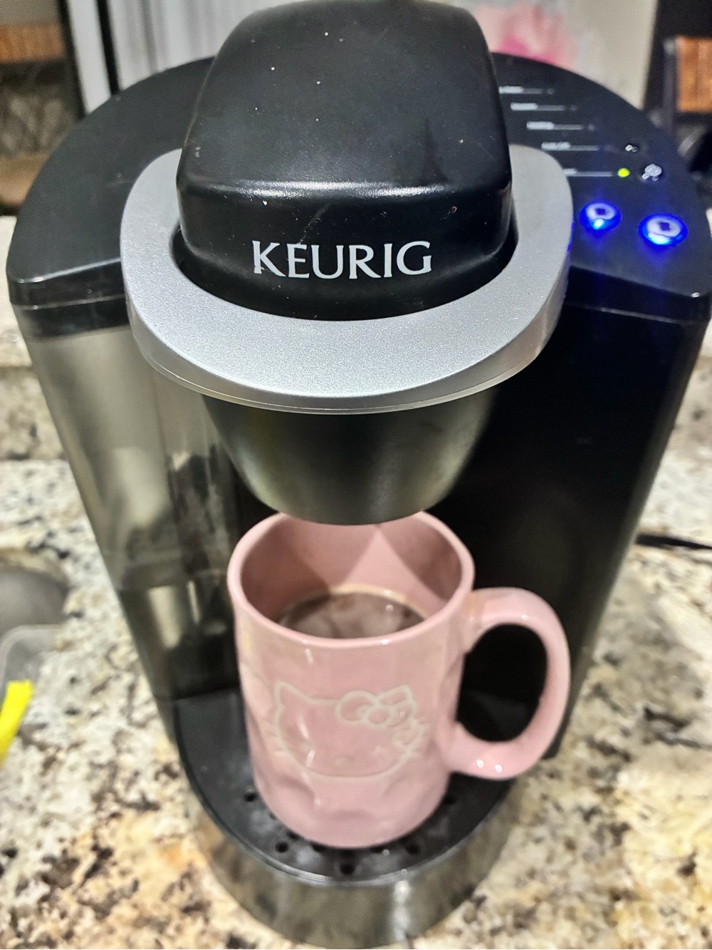 Keurig Black Single-Serve Coffee Brewer with Blue Swiss Miss Pod